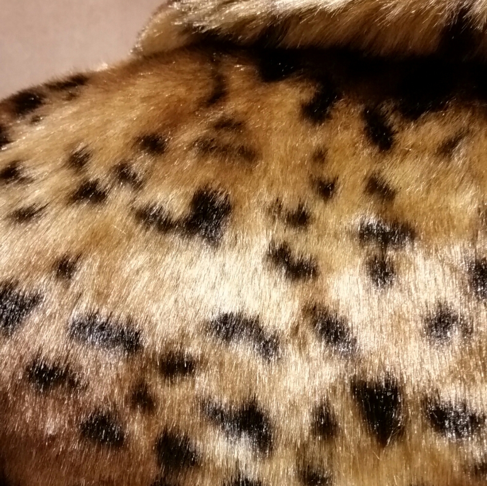 Loft faux fur double breasted coat - Picture 7 of 8